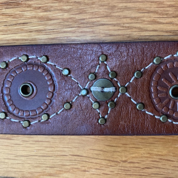 EUC FOSSIL brand Western-style Leather Belt - Picture 3 of 3